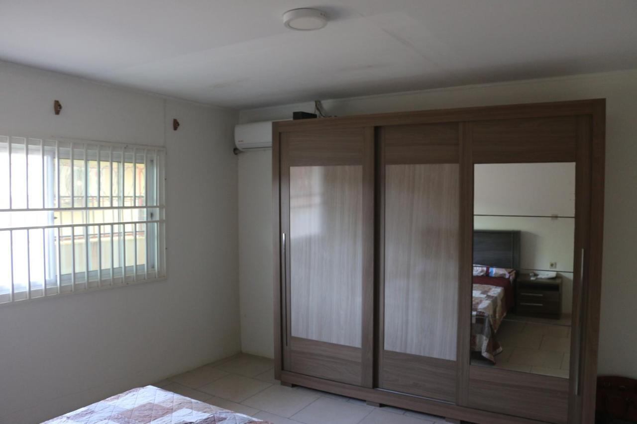 Dubbel Woonhuis Selderiestraat ปารามารีโบ ภายนอก รูปภาพ